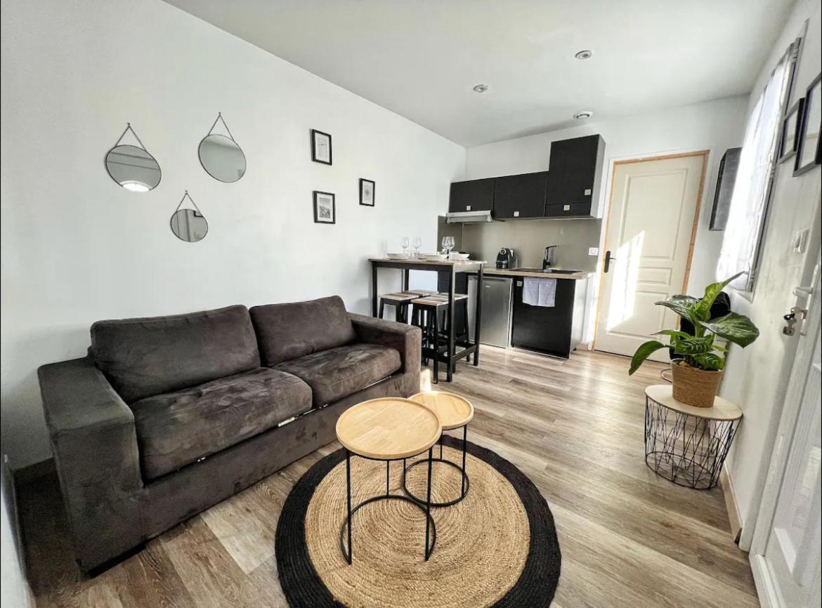 Joli Appartement Avec Parking La Rochelle  Zewnętrze zdjęcie