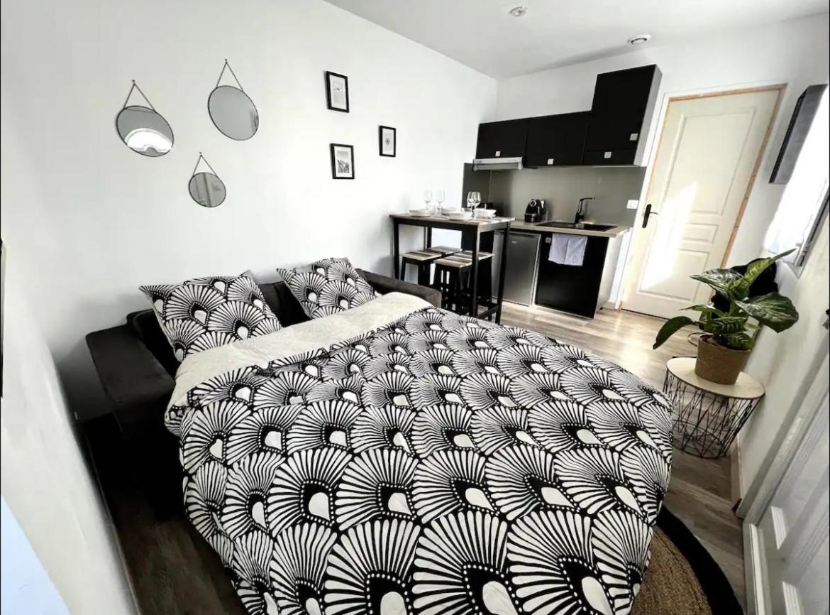 Joli Appartement Avec Parking La Rochelle  Zewnętrze zdjęcie