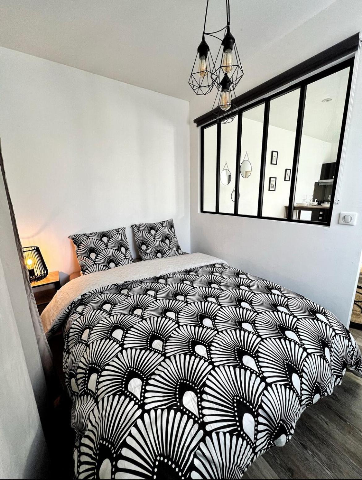 Joli Appartement Avec Parking La Rochelle  Zewnętrze zdjęcie